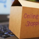 ネットショッピングの正しい返品の仕方とは？注意点やトラブル時の対処法も解説